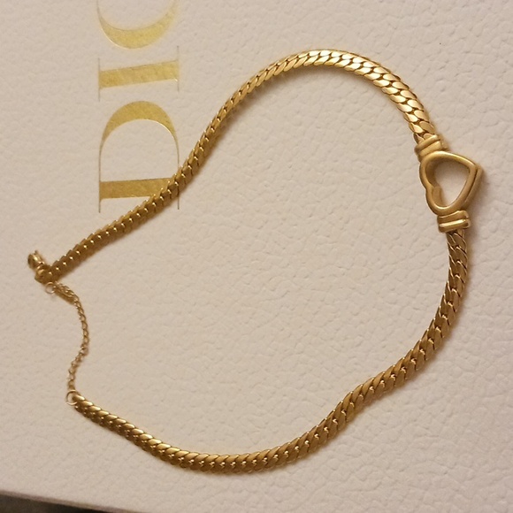 Jewelry - Stainless Steel 14kt Gold Plated Heart Necklace 💛✨️